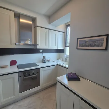 Apartment 2bd *